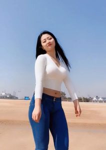 哈尔滨单裤出行致“血管冻裂”？专业解析极寒天气下的健康防护