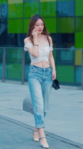 赵今麦的“治愈力”：为什么观众都想被她“哄一哄”？